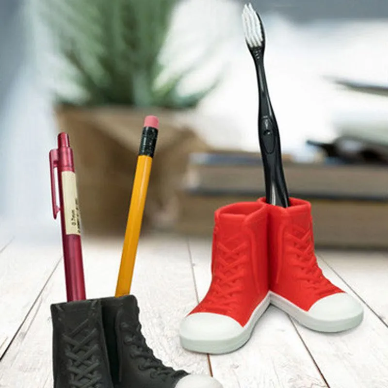 Toothbrush & Pen Holder Sneakers - Red