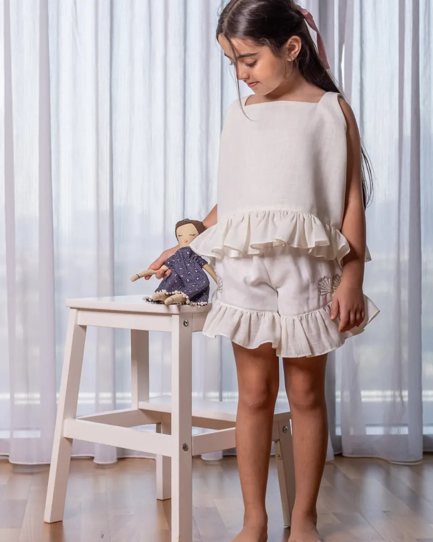 Seashell Set (Short Embroidery)- White