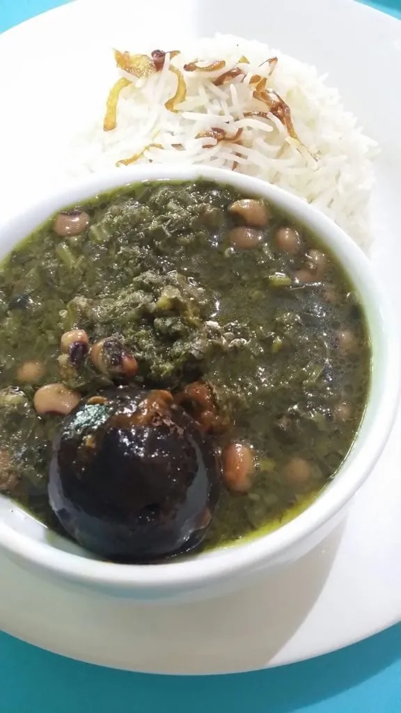 MARAQ SHABZI WITH WHITE RICE