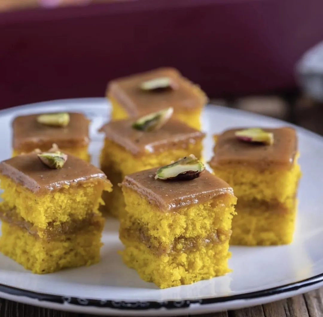 ميني زعفران حلوى كيك