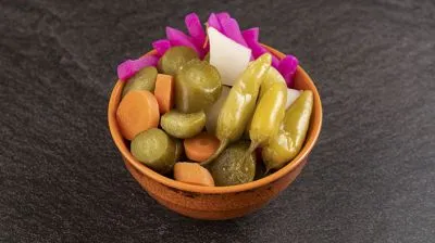 مقبلات شرقي