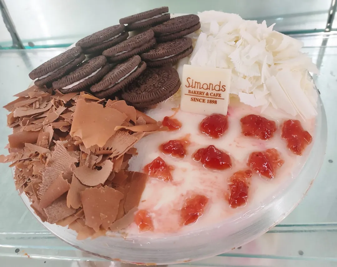 Four Seasons Ice Cream Bowl.