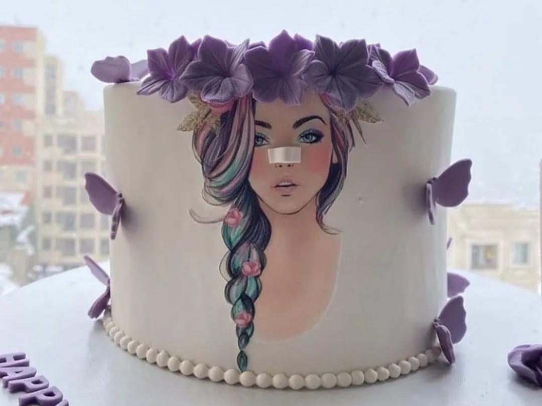 Girls Cake 11