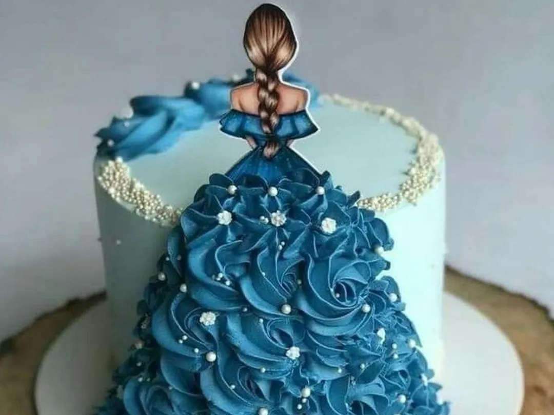Girls Cake 1
