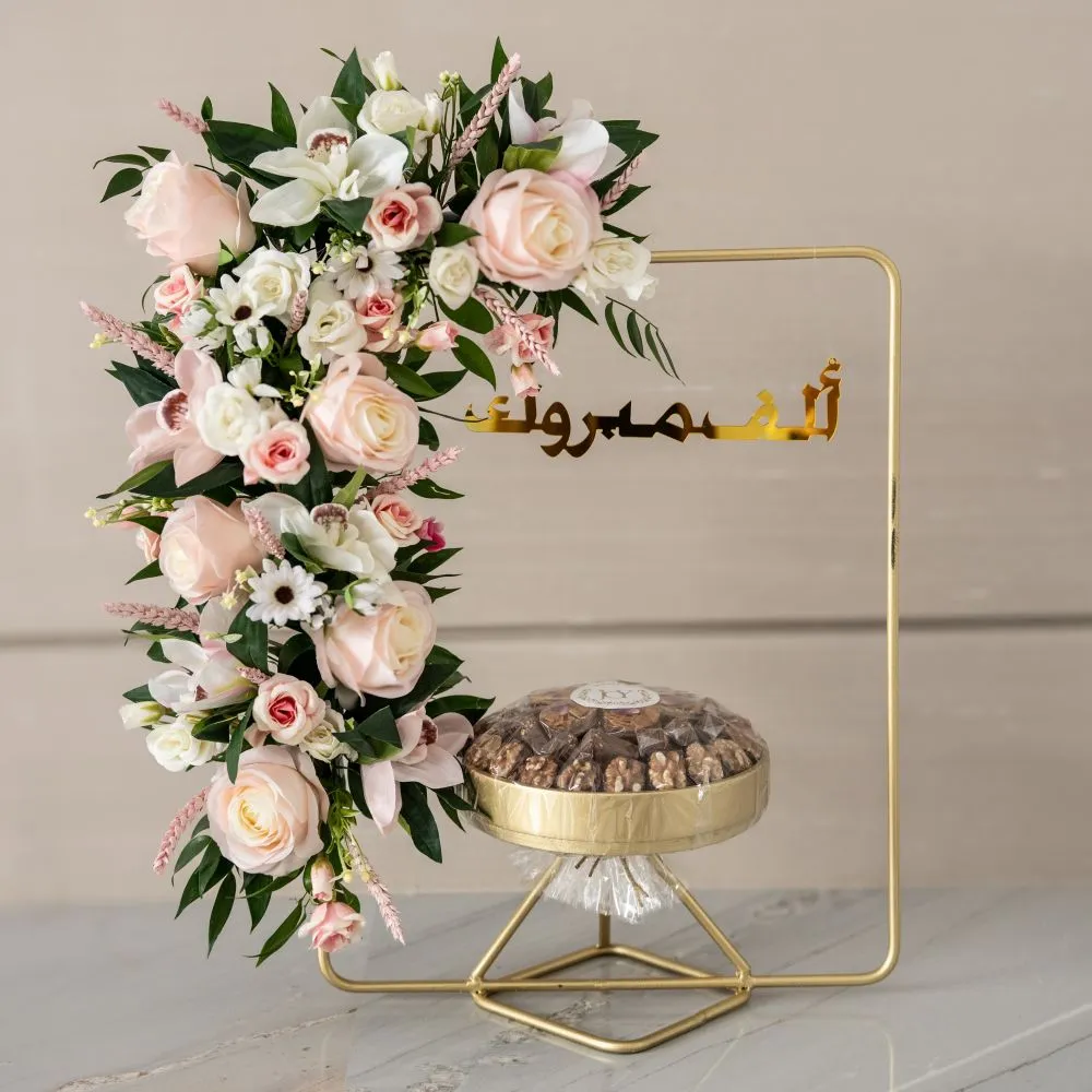 Artificial Pink Chocolate Stand