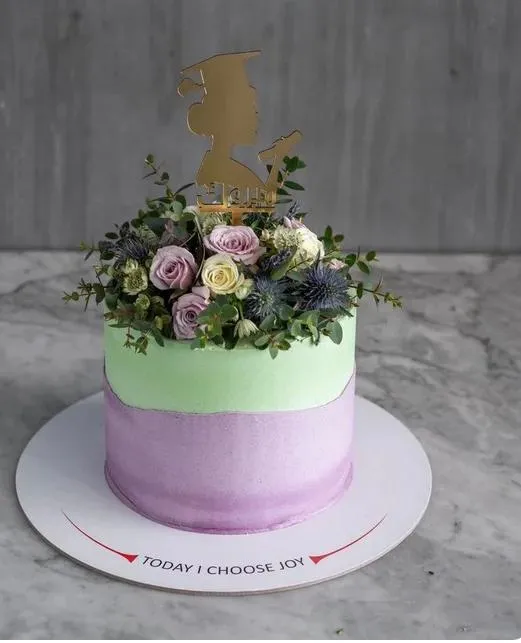 Graduation Purple March Cake