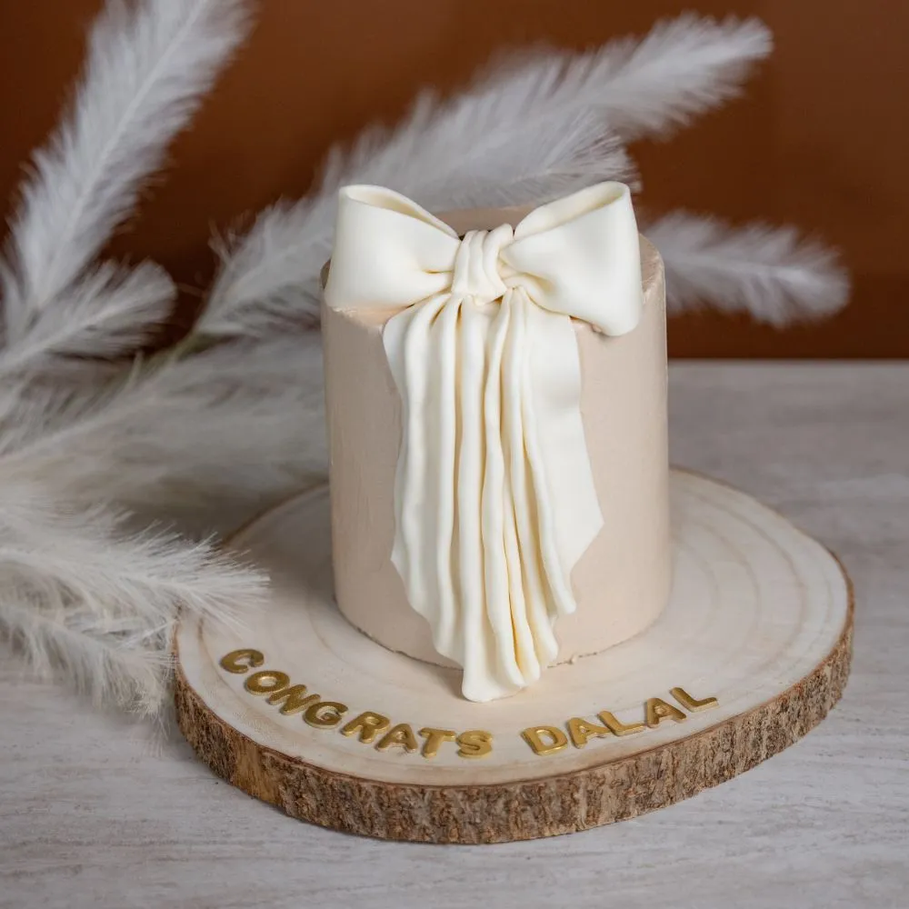 Milky Bow Bride Cake