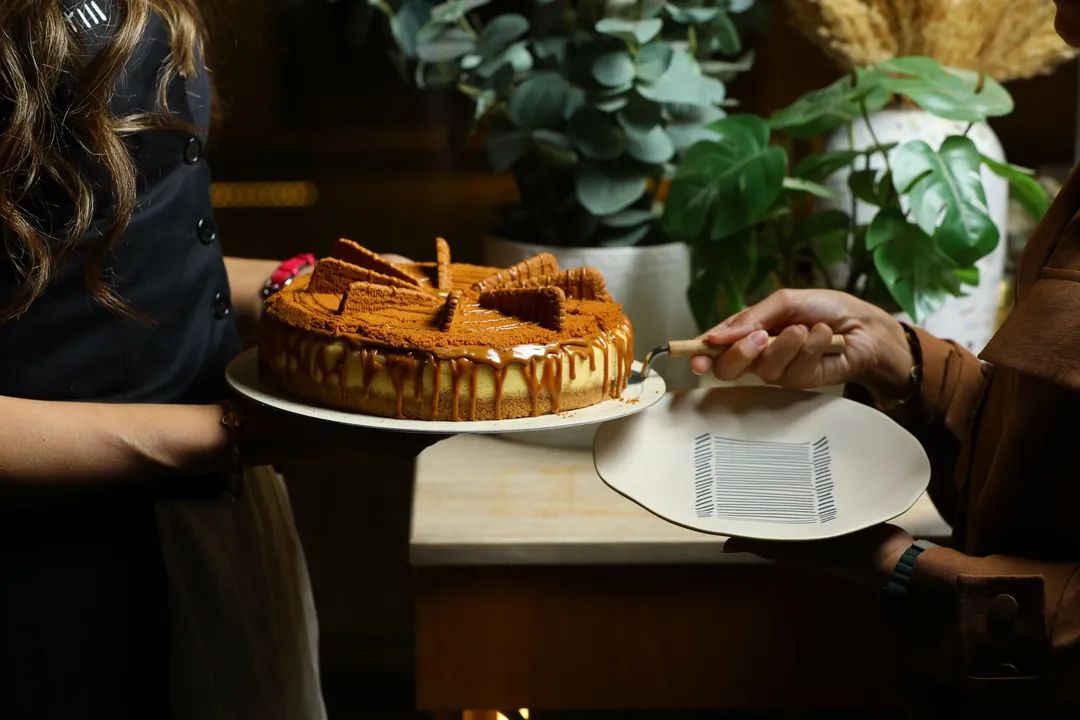 Lotus cheesecake
