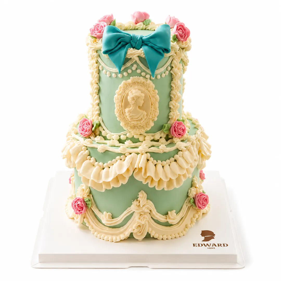 Vintage Elegance Cake