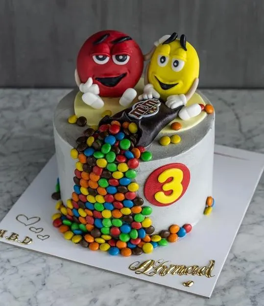 M&M'S CAKE