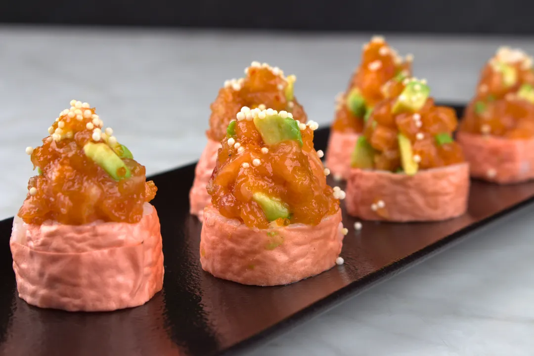Salmon Rocket Roll