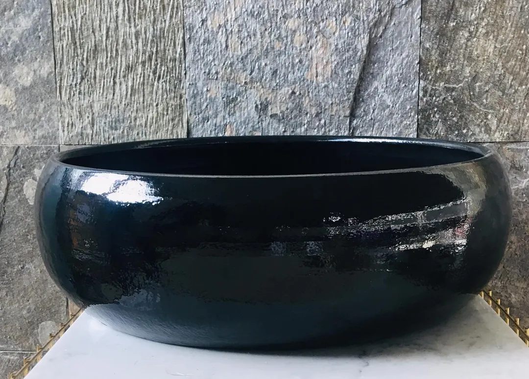 Dutch bowl sh black-4