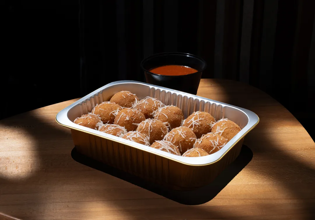 Arancino Palla Gathering
