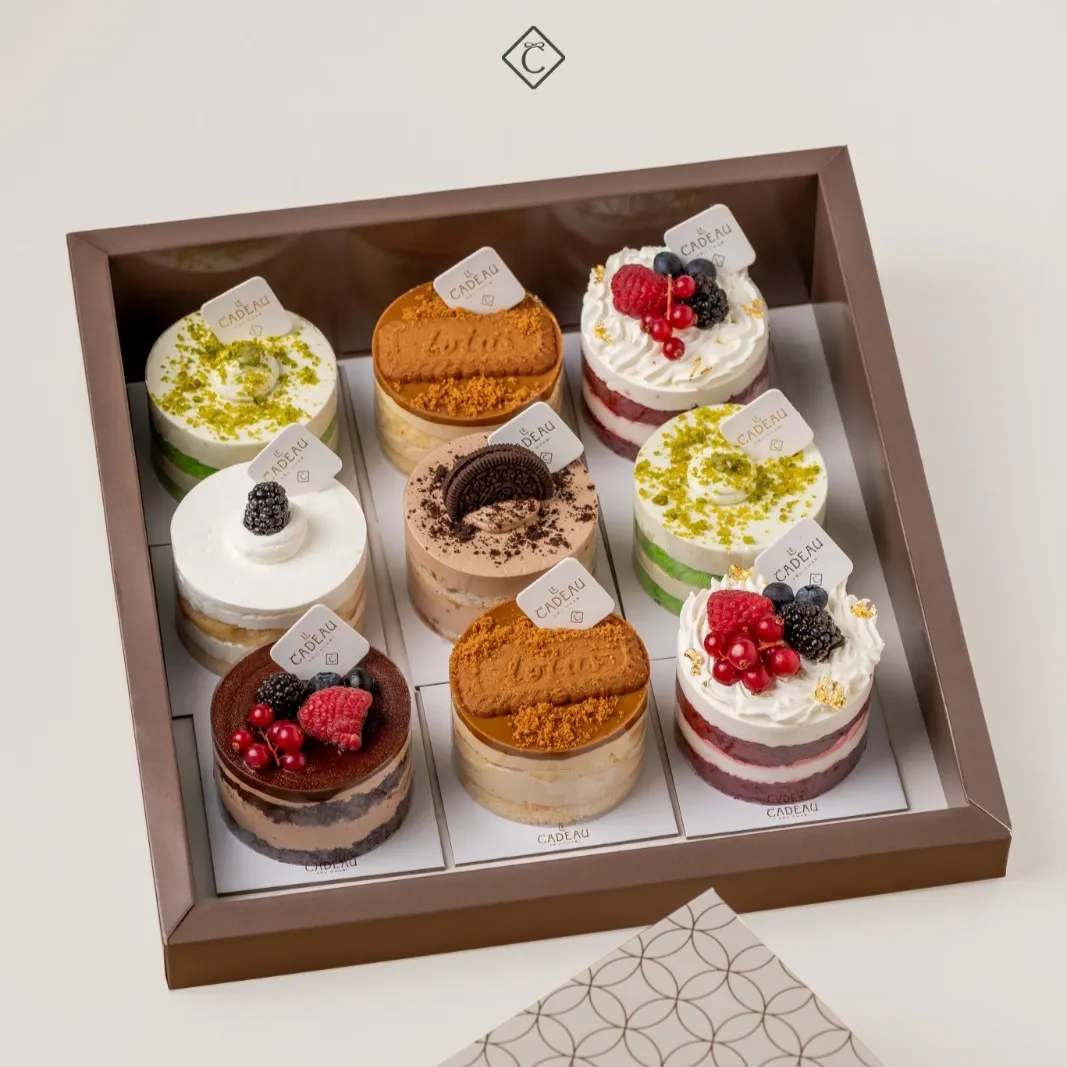 Mini Victorian Cakes (9pcs)