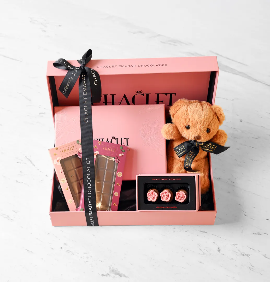 Pink Delight Hamper Gift -1