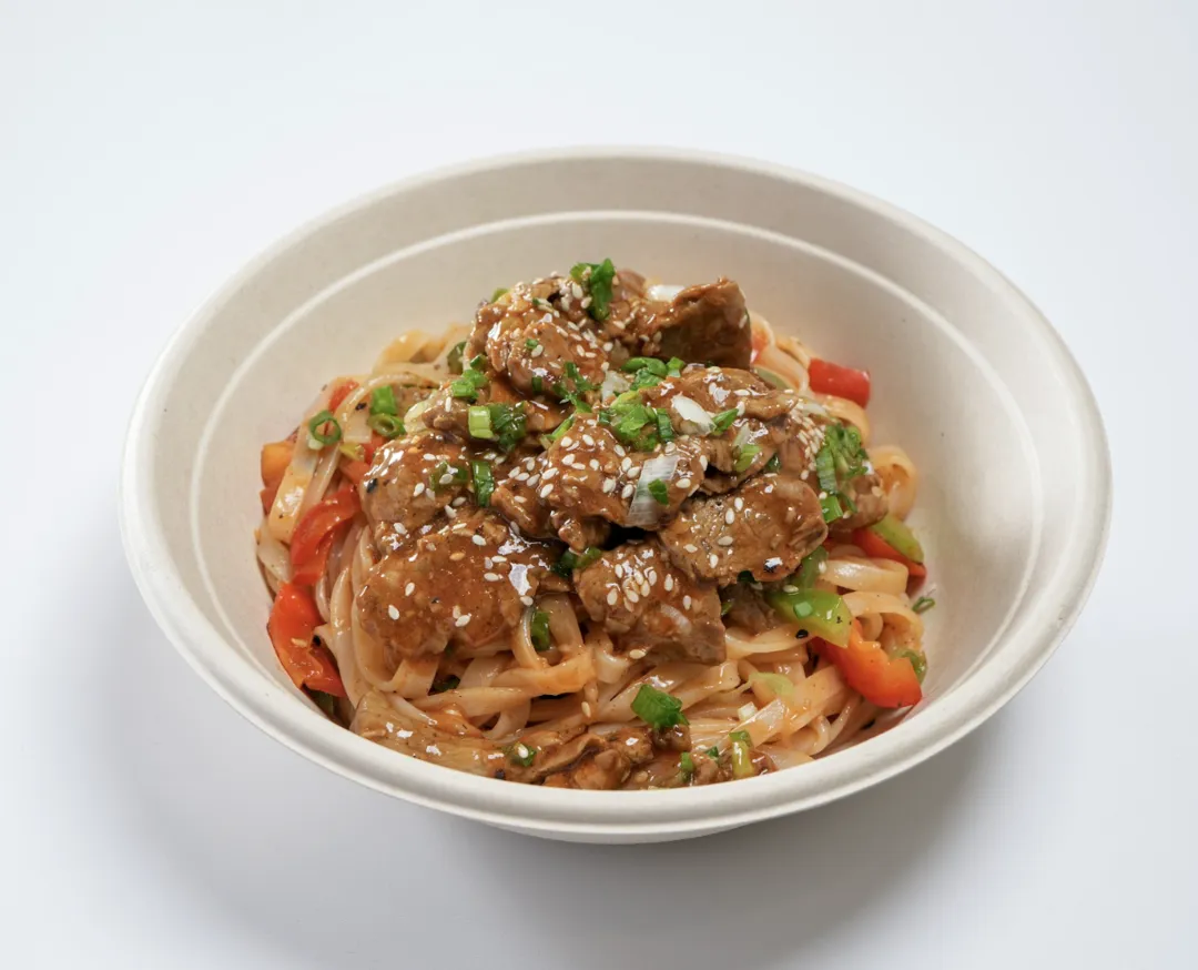 ستيك المنغولين مع الأرز