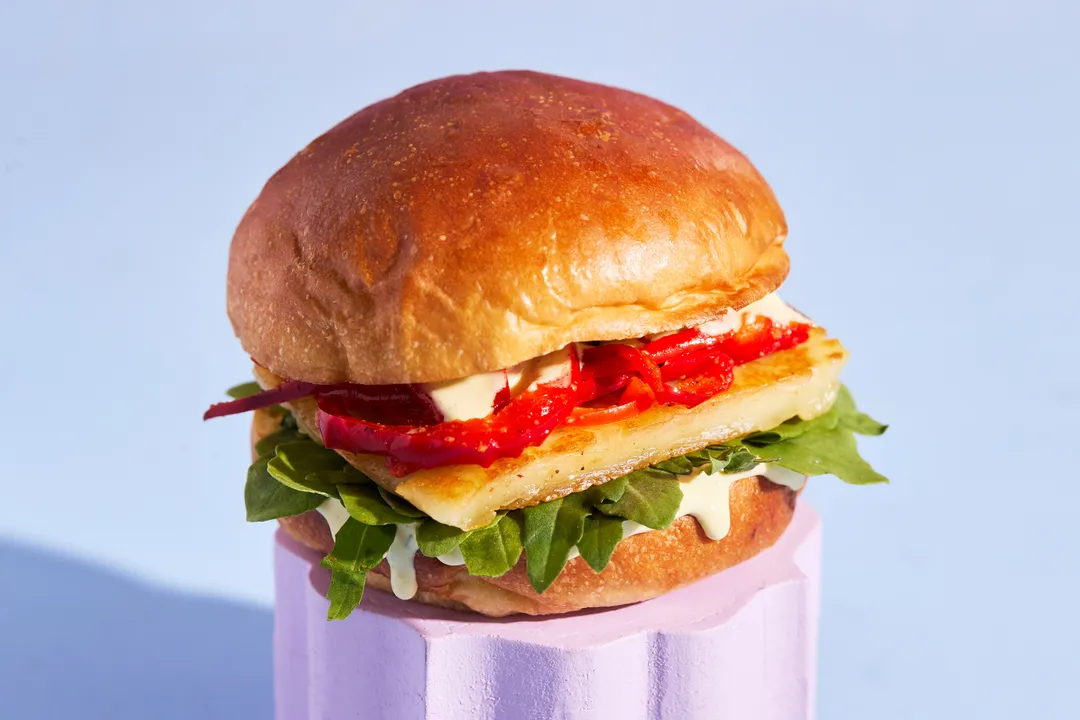 Protein bun halloumi