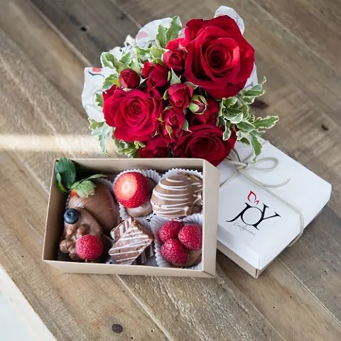 Mini Joy Box with Flowers