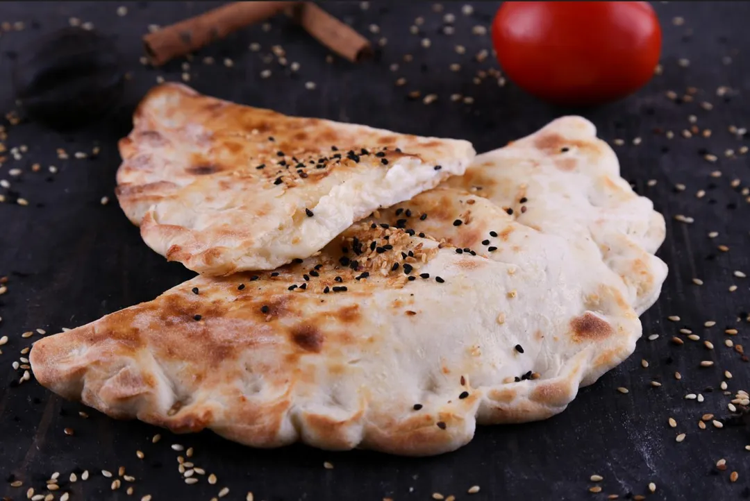 منقوشة جبنة موتزاريلا