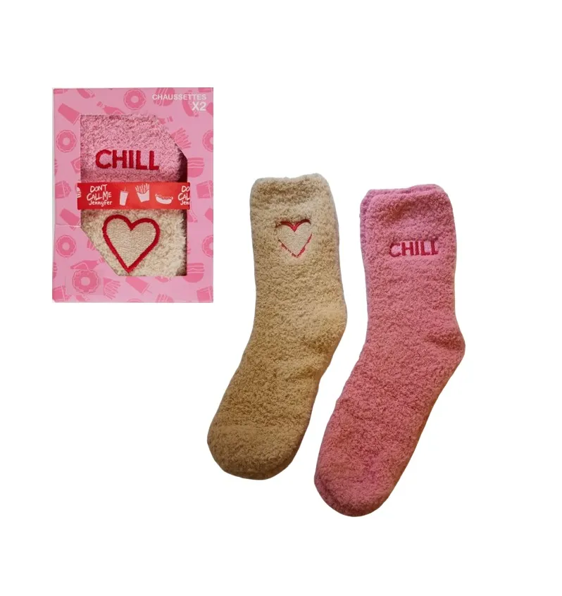 2 Fluffy Chill Socks