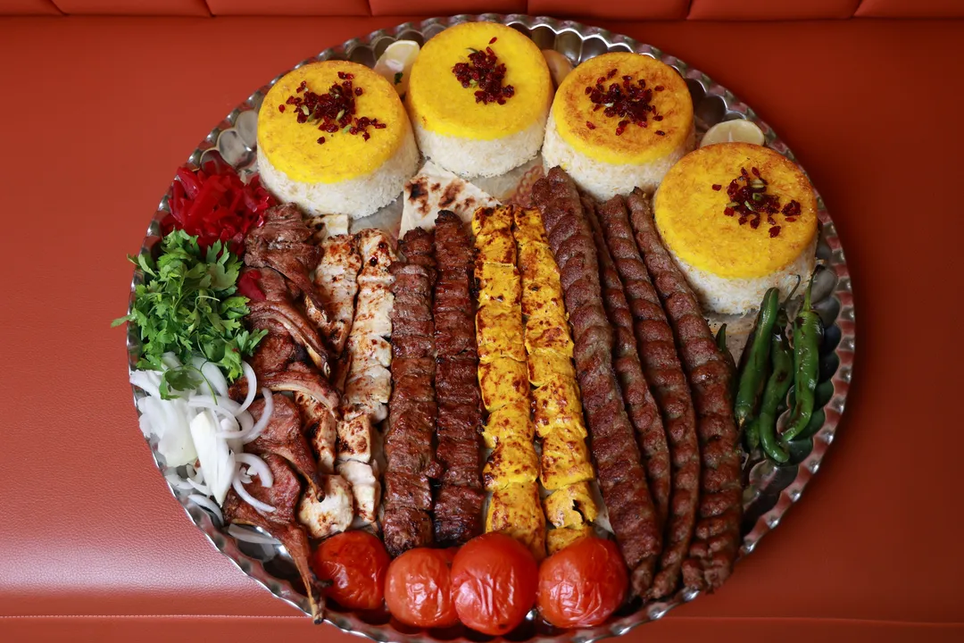 Caspia Tray