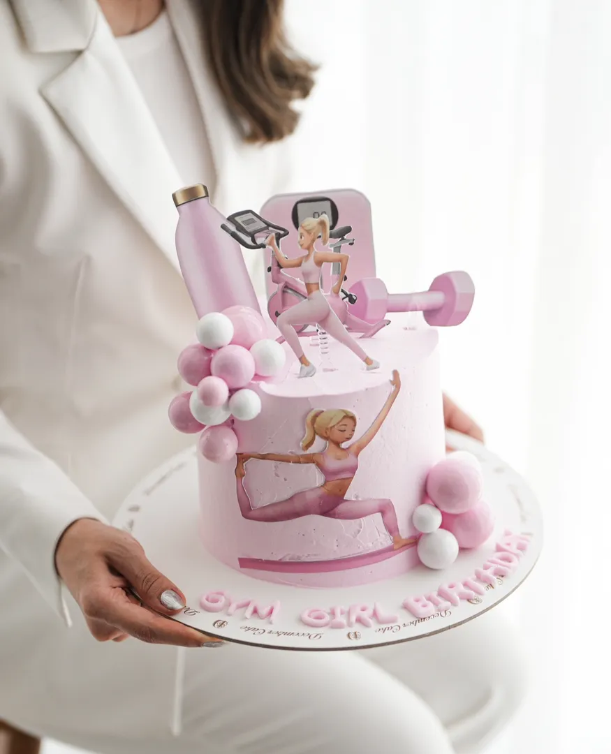 Pilates pink cake 6inch mix chocolate vanilla