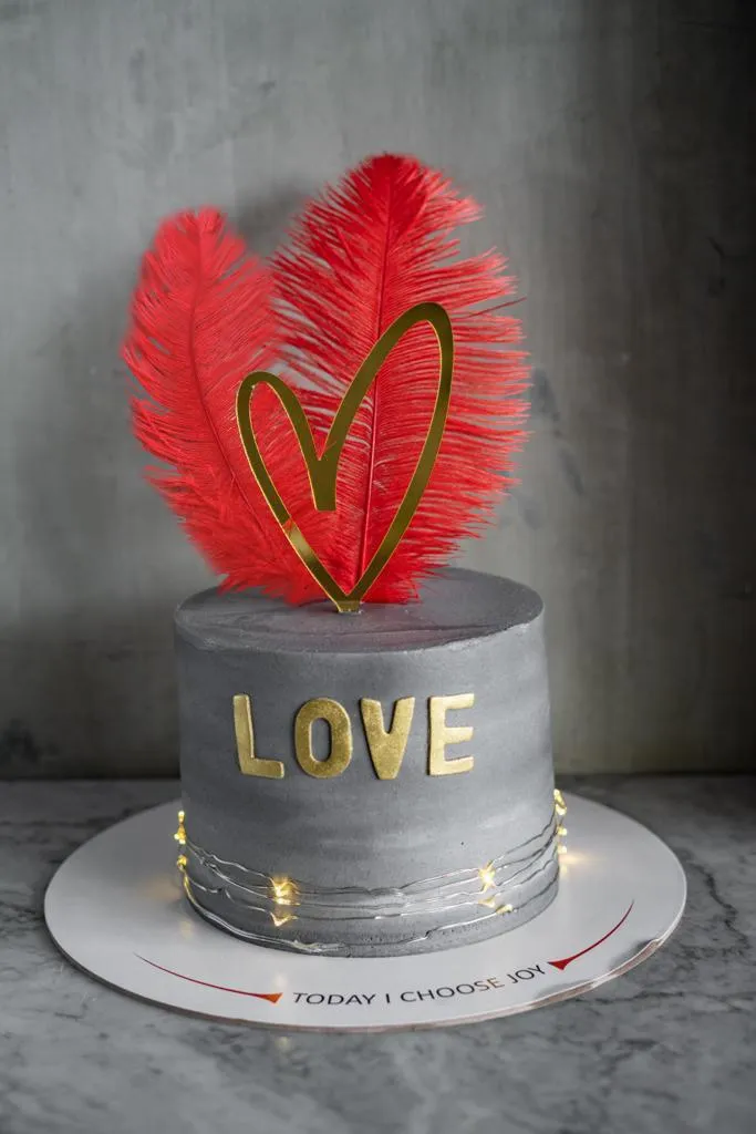 Valentine Feather Cake