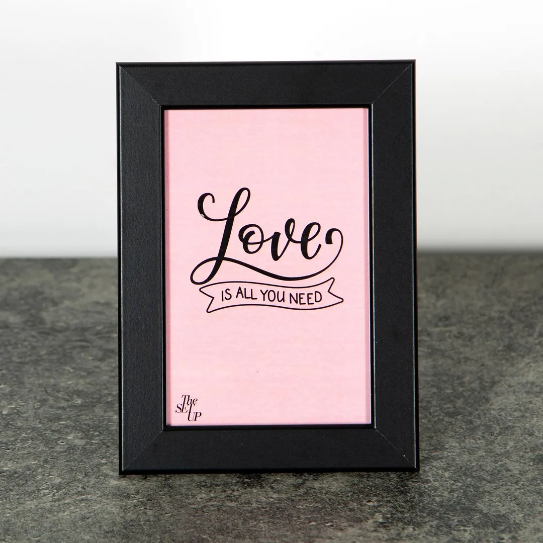 Love black frame