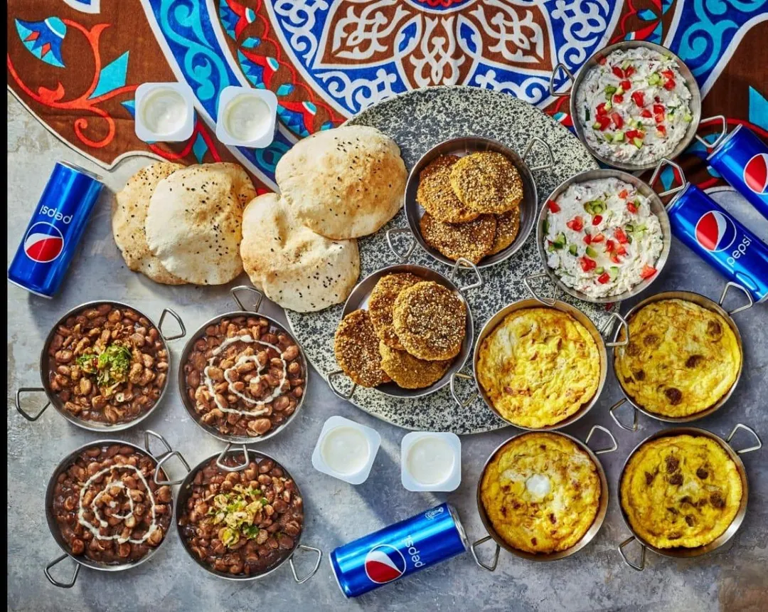 علب الفول 