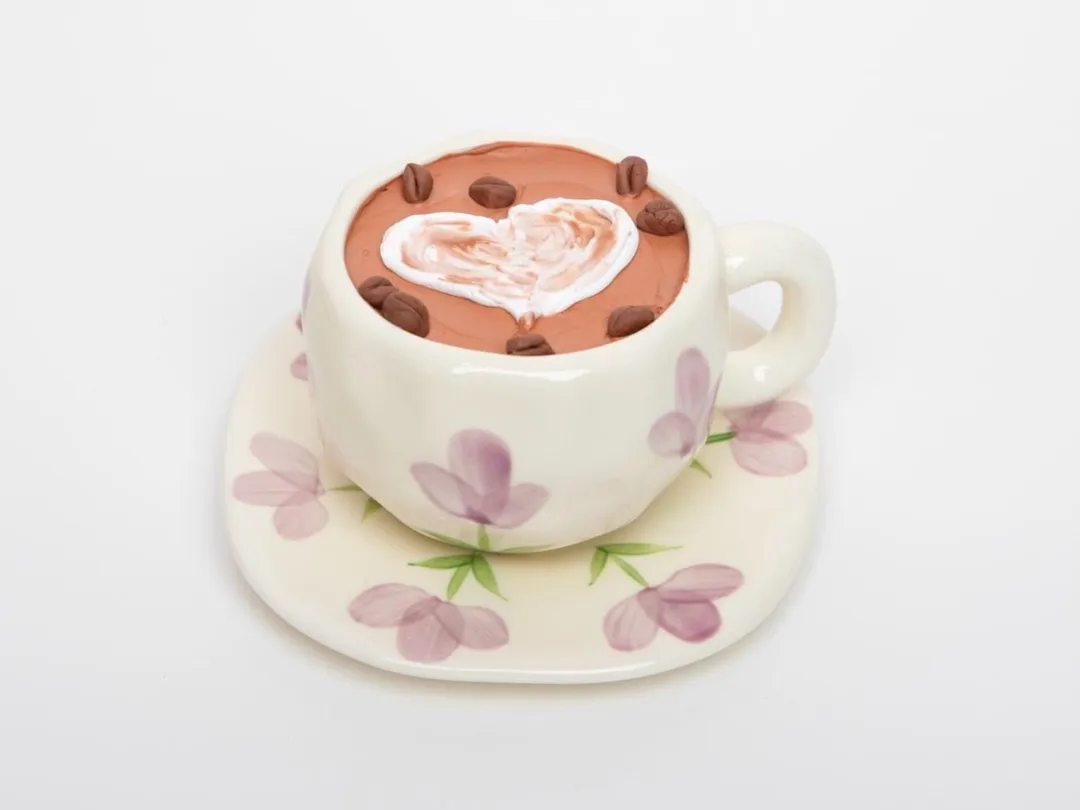 Gift And Cake 5