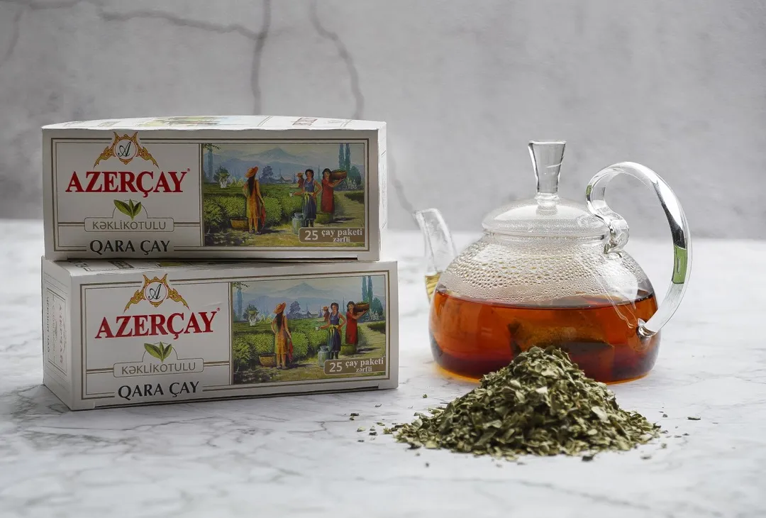 Black tea with thyme