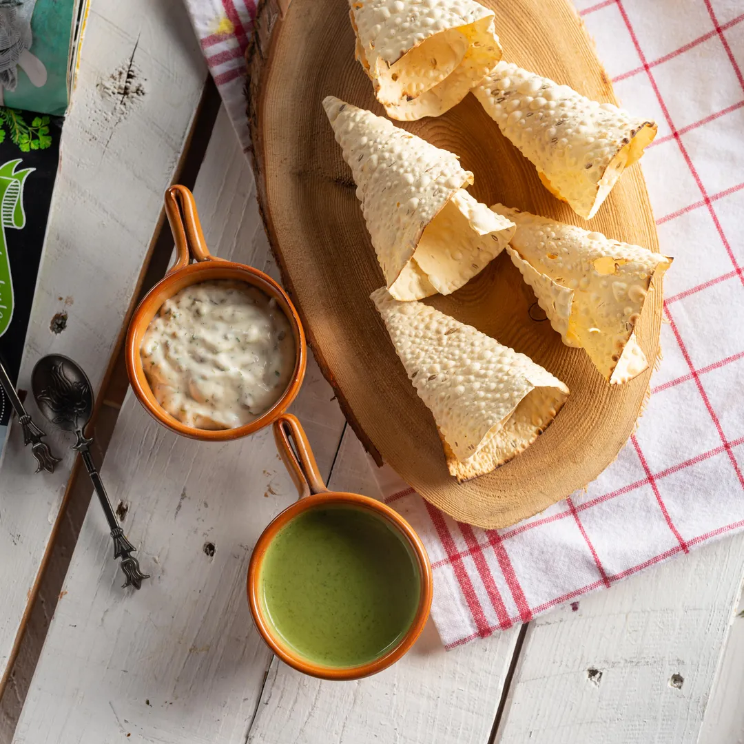 Papad With Chutney