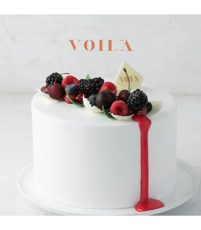 Voilà White Forest Cake