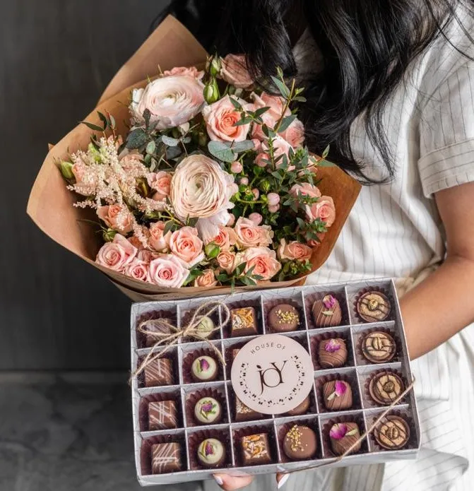 TRANSPARENT BOX - MARCH BOUQUET