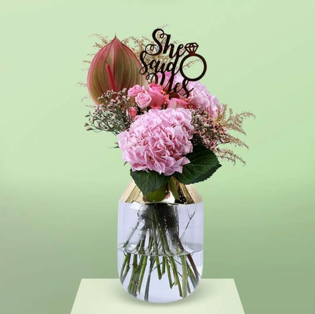 PINK ELEGANT VASE