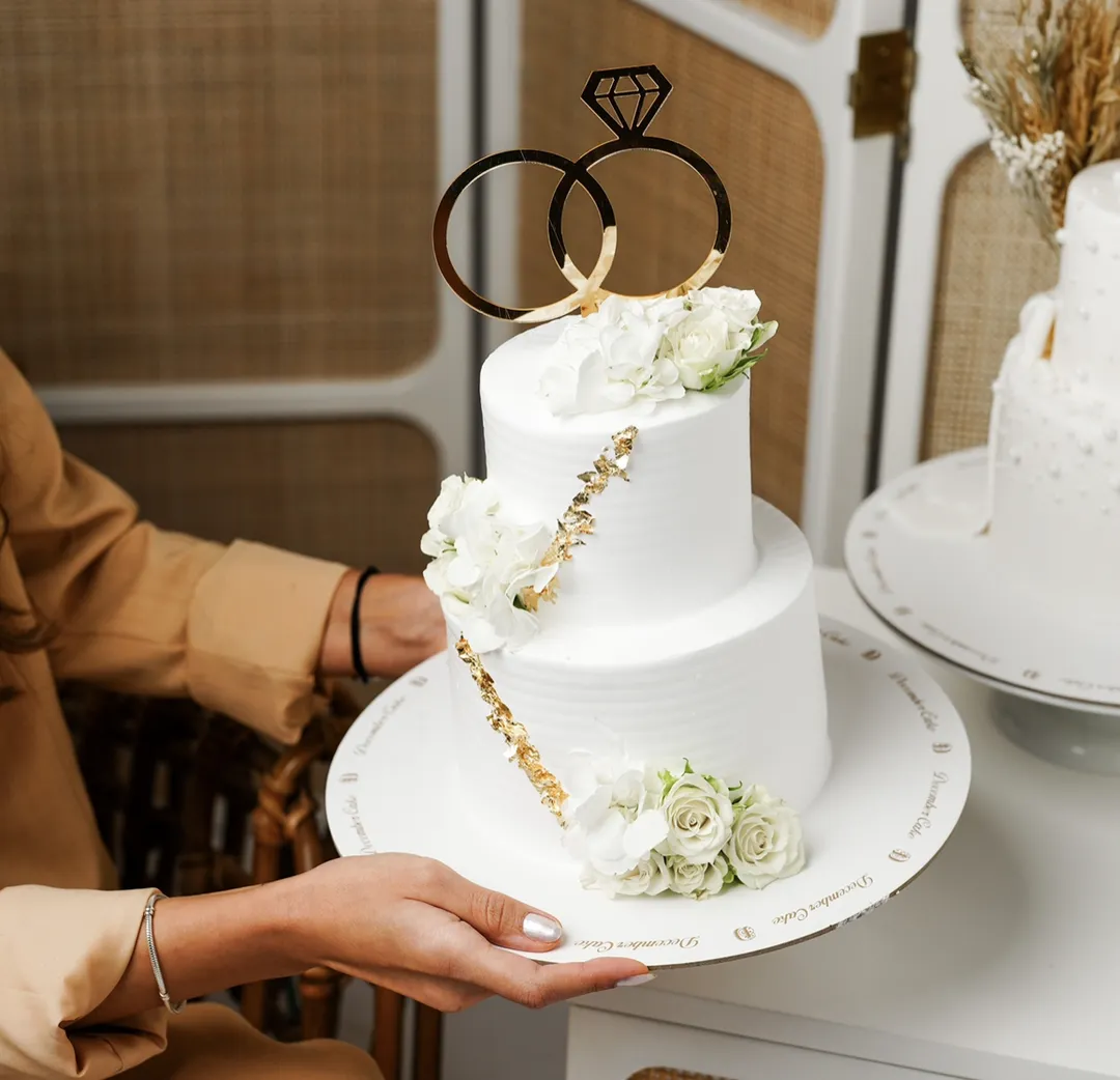 Small double white cream cake 6inch Engagement 💍with flower