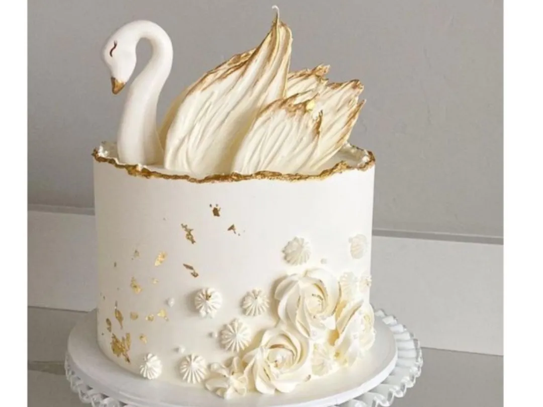 Flamenco Cake