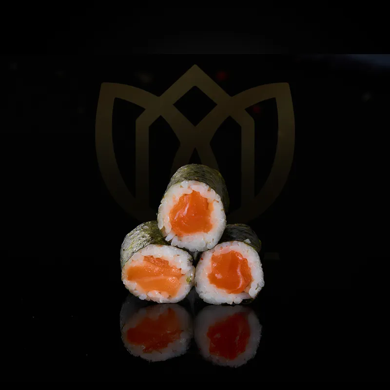 HOSO MAKI SALMON