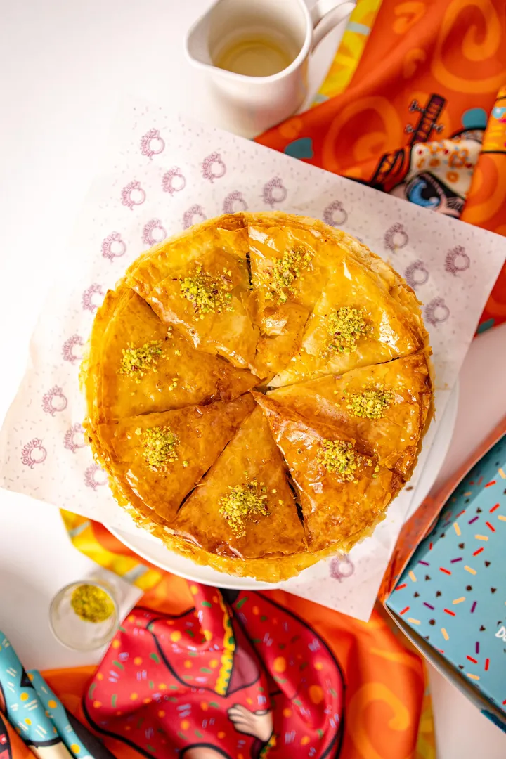 Baklawa Pistachio Cheesecake