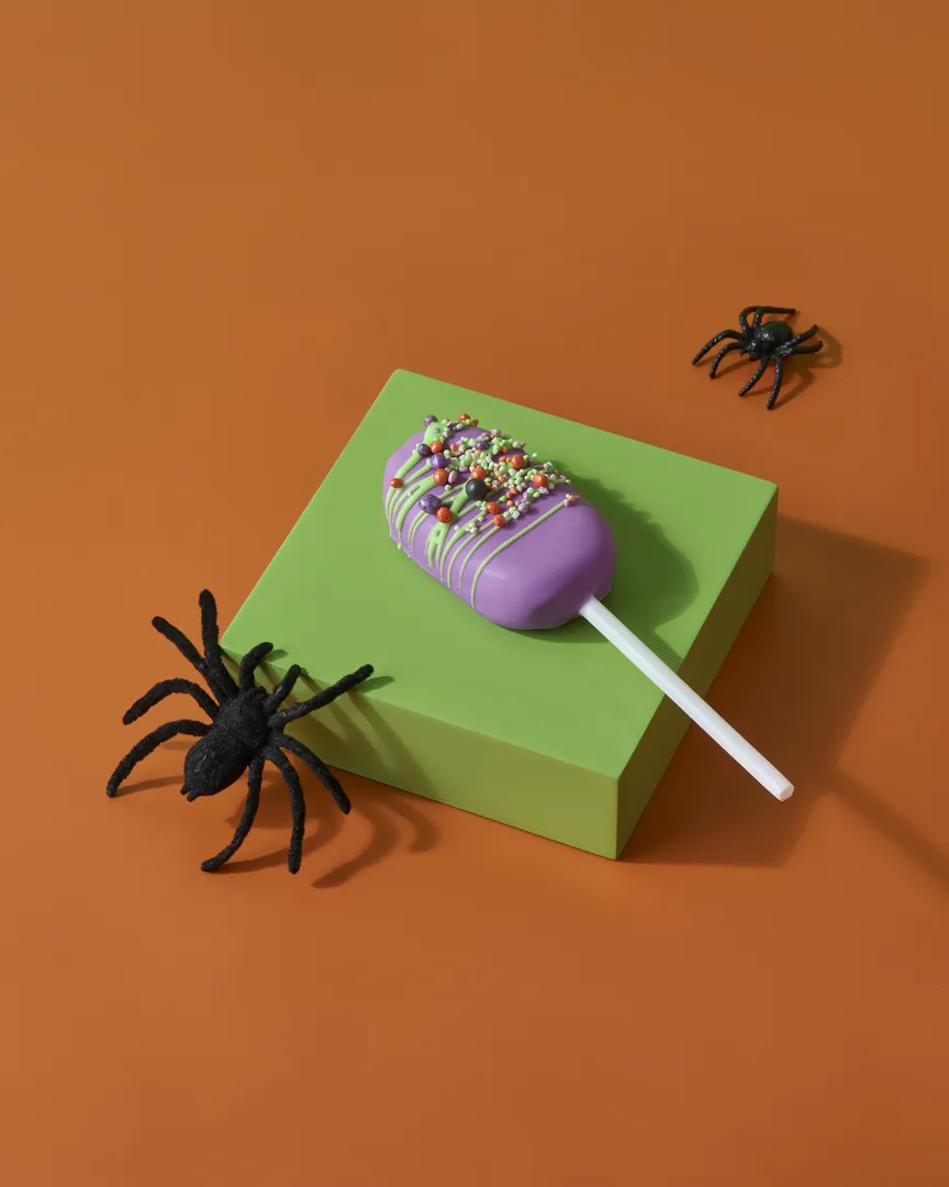 Halloween Strawberry Brownies Pop