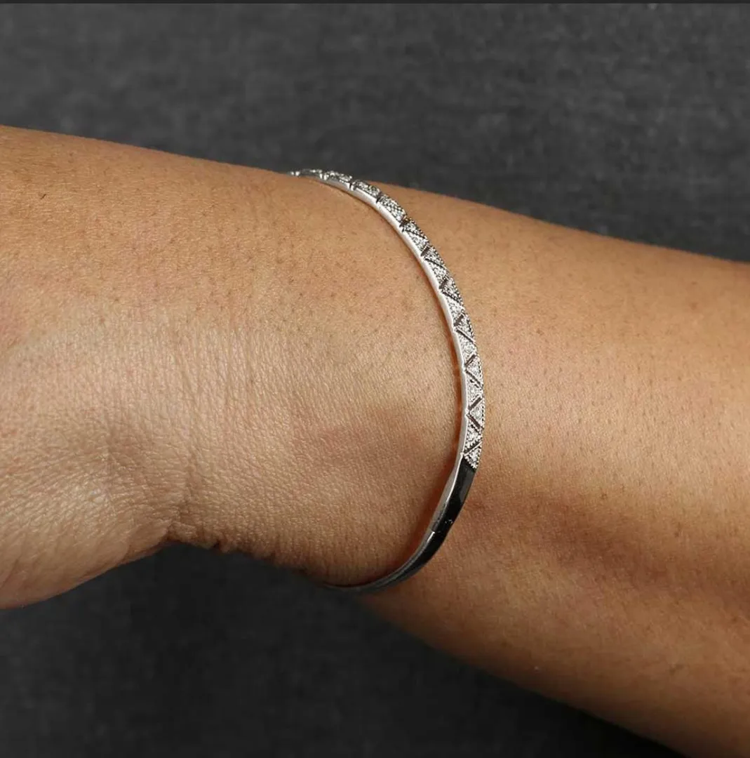 Diamond Bangle Bracelet 14K