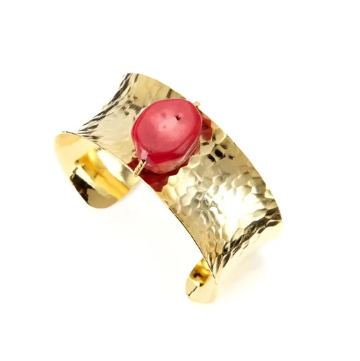 AV MAXX Hammered Cuff Bracelet