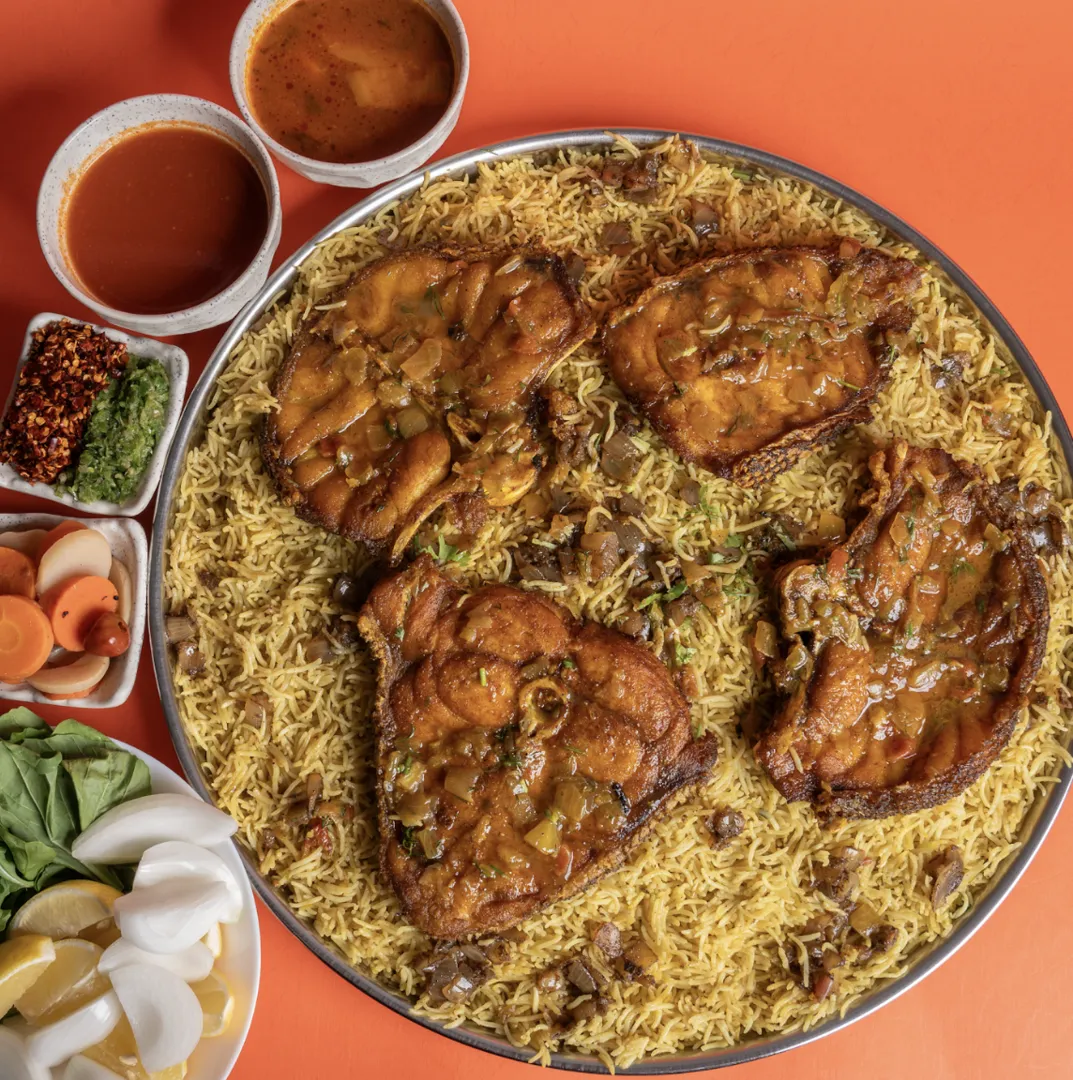 صنية هامور مطبق ( ٤ اشخاص)