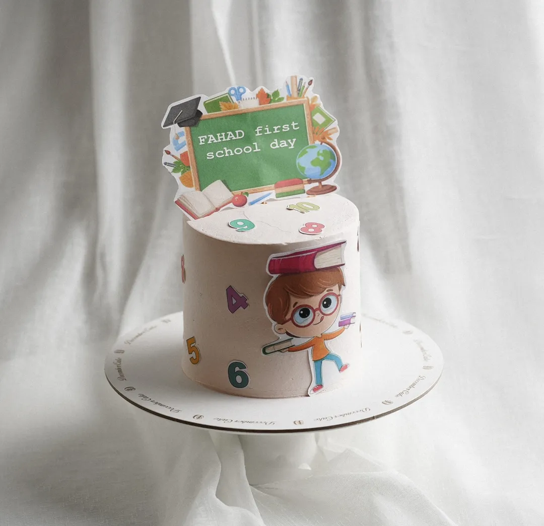 School cream cake 6inch mix chocolate vanilla