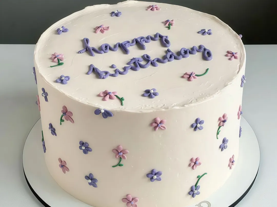 Royal Cake 1