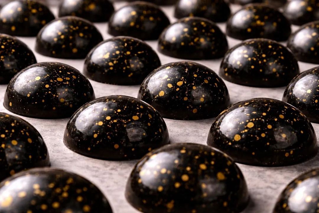 Multi Crispy Praline Chocolate – 1 KG
