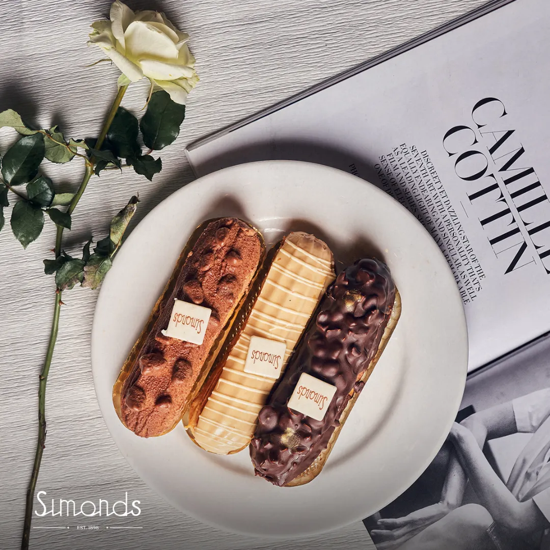 Caramel Éclair