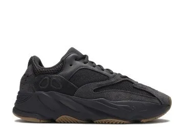 YEEZY 700 UTILITY BLACK GUM BOTTOM