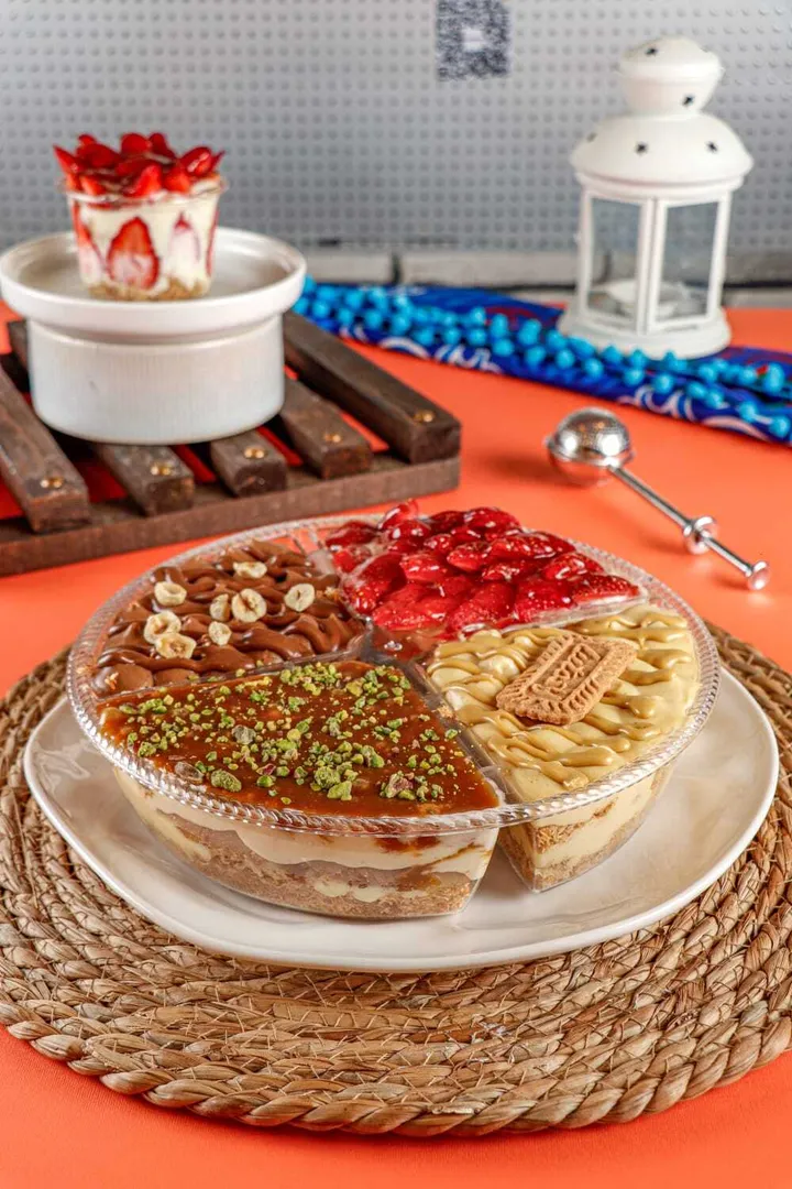 Bowel Kunafa 4 Seasons (Nutella-Lotus-Strawberry- Medalaa)
