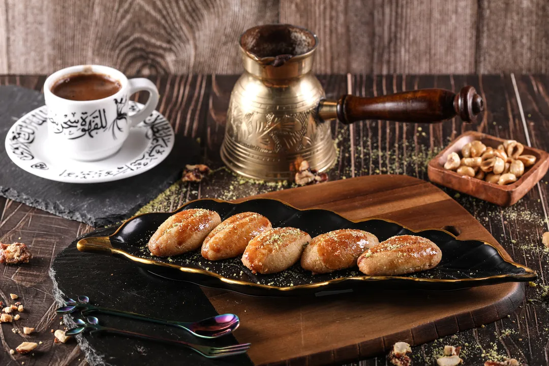 رموش الست
